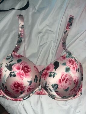 Victoria’s Secret Rhinestone Strap Push Up Bra Size 36DD